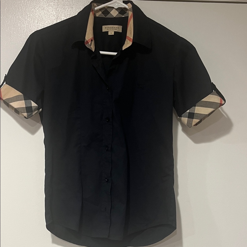 Burberry Women’s Deep navy button down shirt with Iconic Plaid Accents